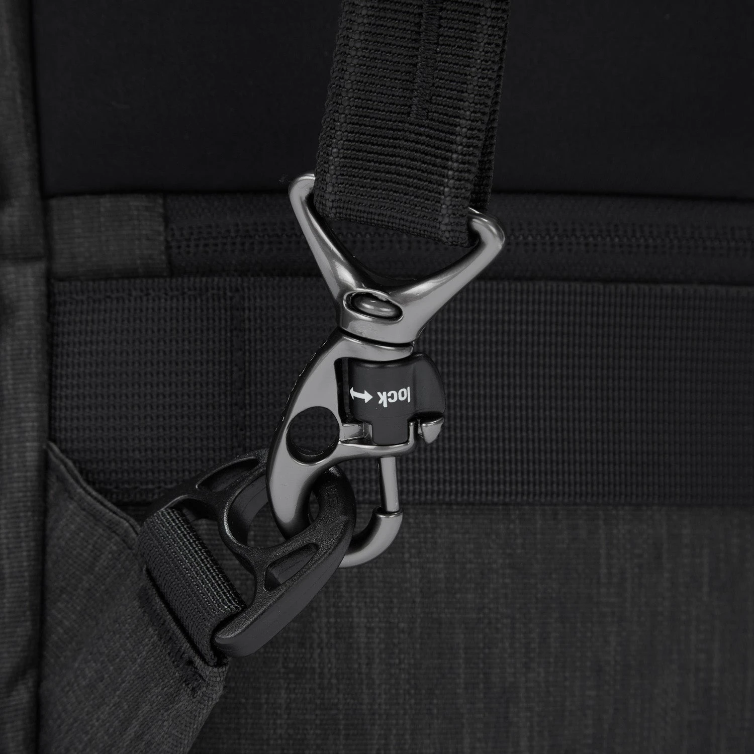 Pacsafe Metrosafe X 25L Backpack 12 Pacsafe Metrosafe X 25L Backpack - Image 12